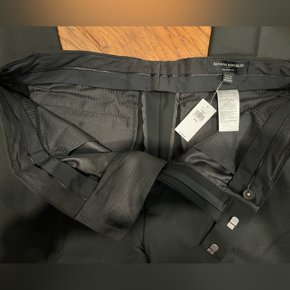 Banana Republic Men’s tailored pants 34x32
